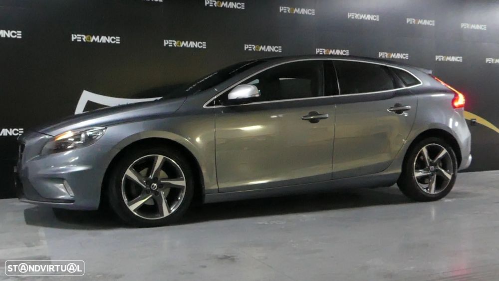 Volvo V40 D2 R Design - 5
