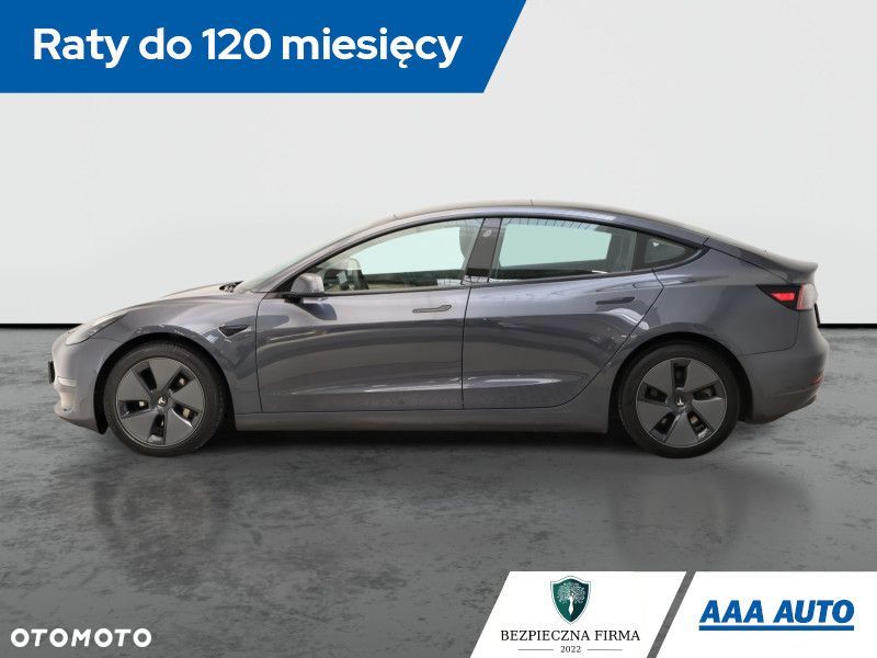 Tesla Model 3 - 4