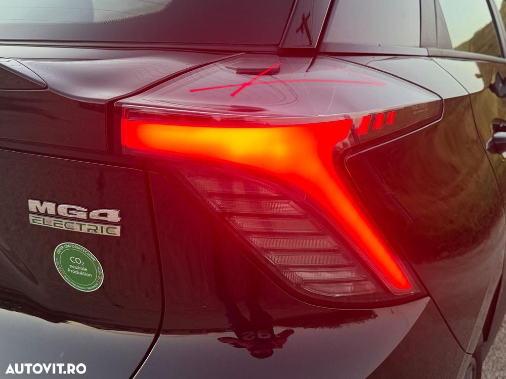 MG MG4 ver-ev-51-kwh-explore - 26