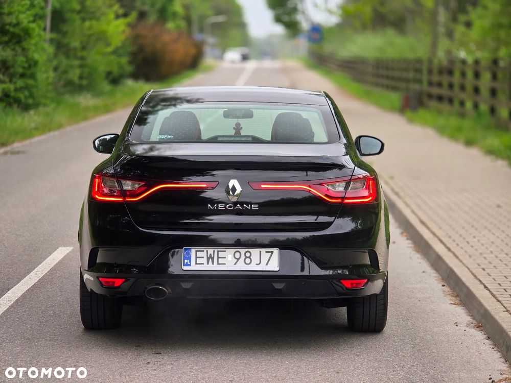 Renault Megane 1.6 SCe Life - 16