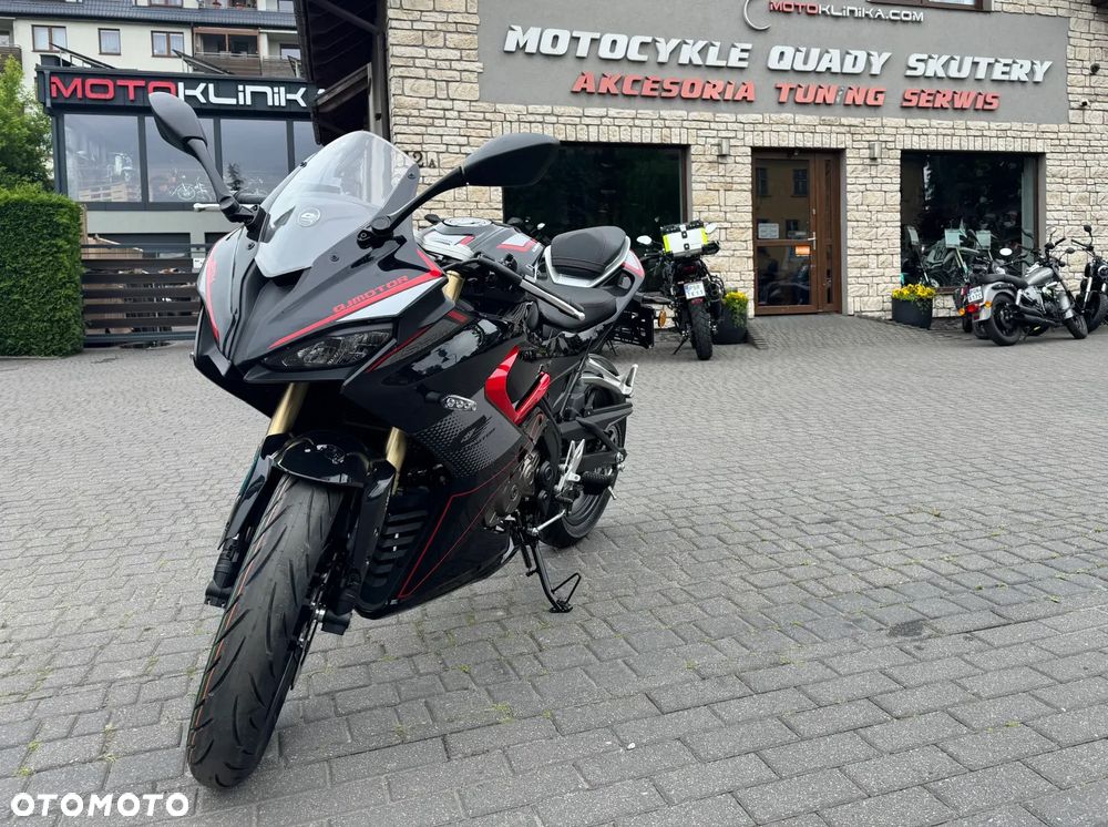 QJMOTOR SRK 125R - 1