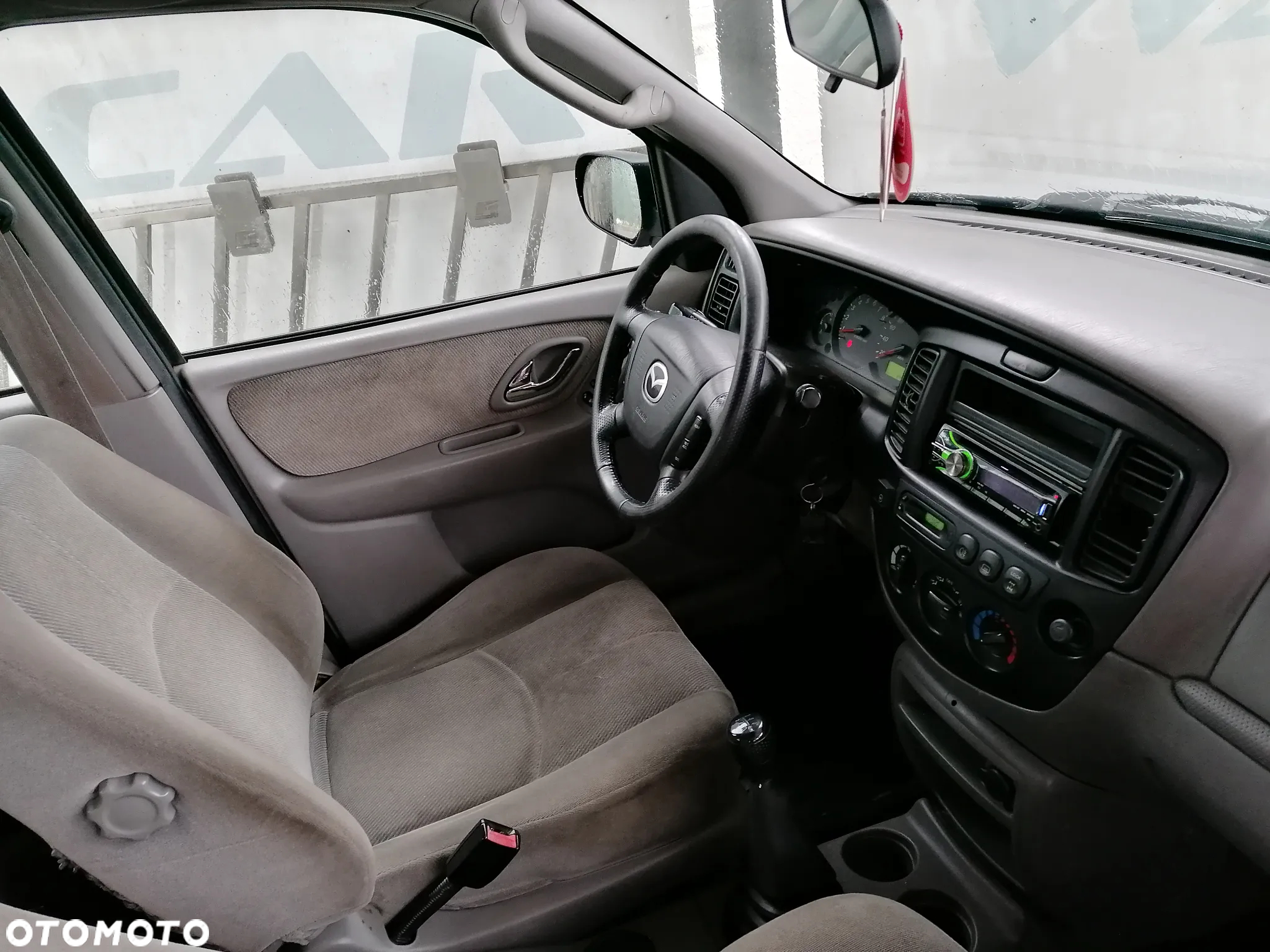 Mazda Tribute 2.0 Comfort - 6