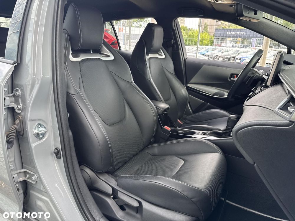 Toyota Corolla - 19