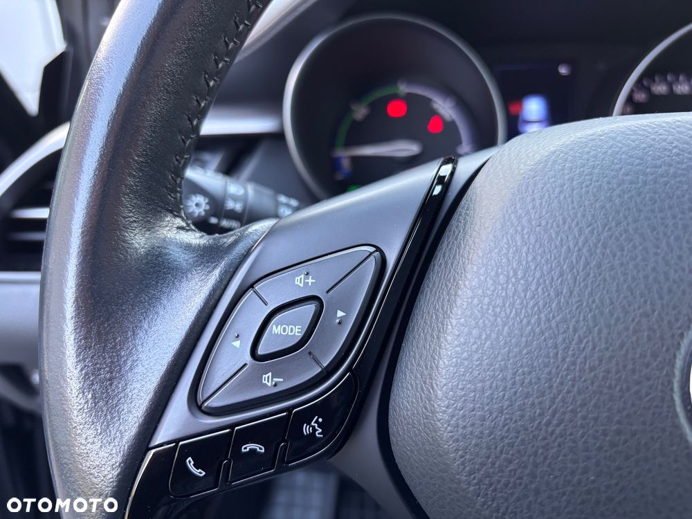 Toyota C-HR Business-Edition - 29