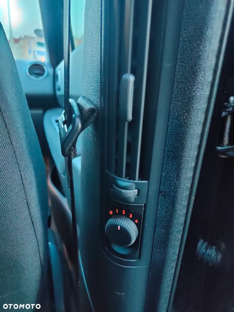 Peugeot 5008 2.0 HDi Allure 7os - 38