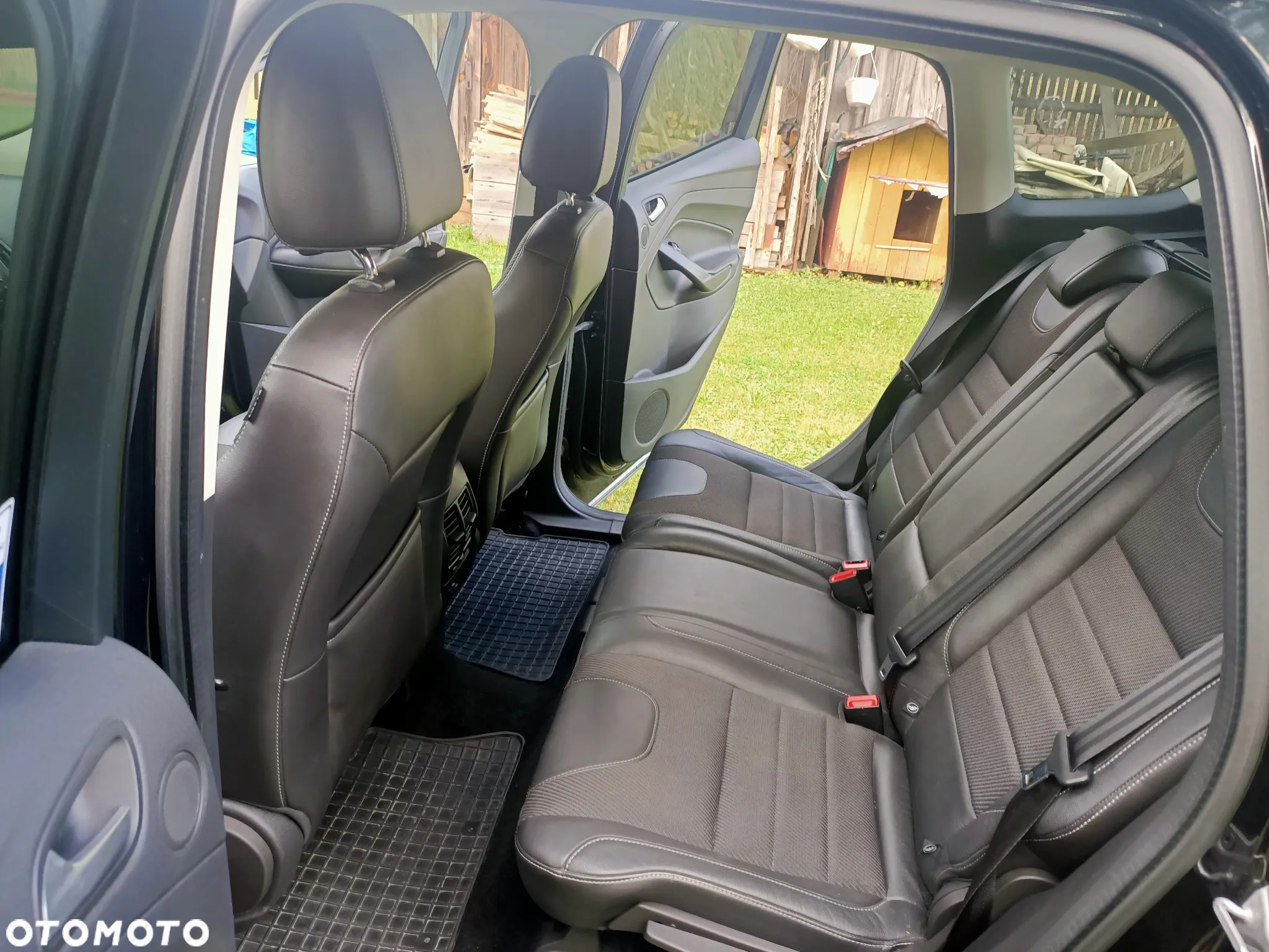 Ford Kuga 1.6 EcoBoost 4WD Titanium - 6
