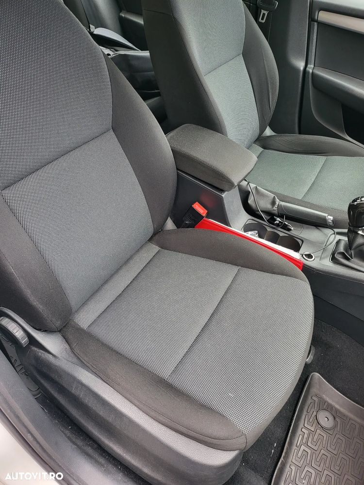 Skoda Octavia 1.6 TDI Active - 10