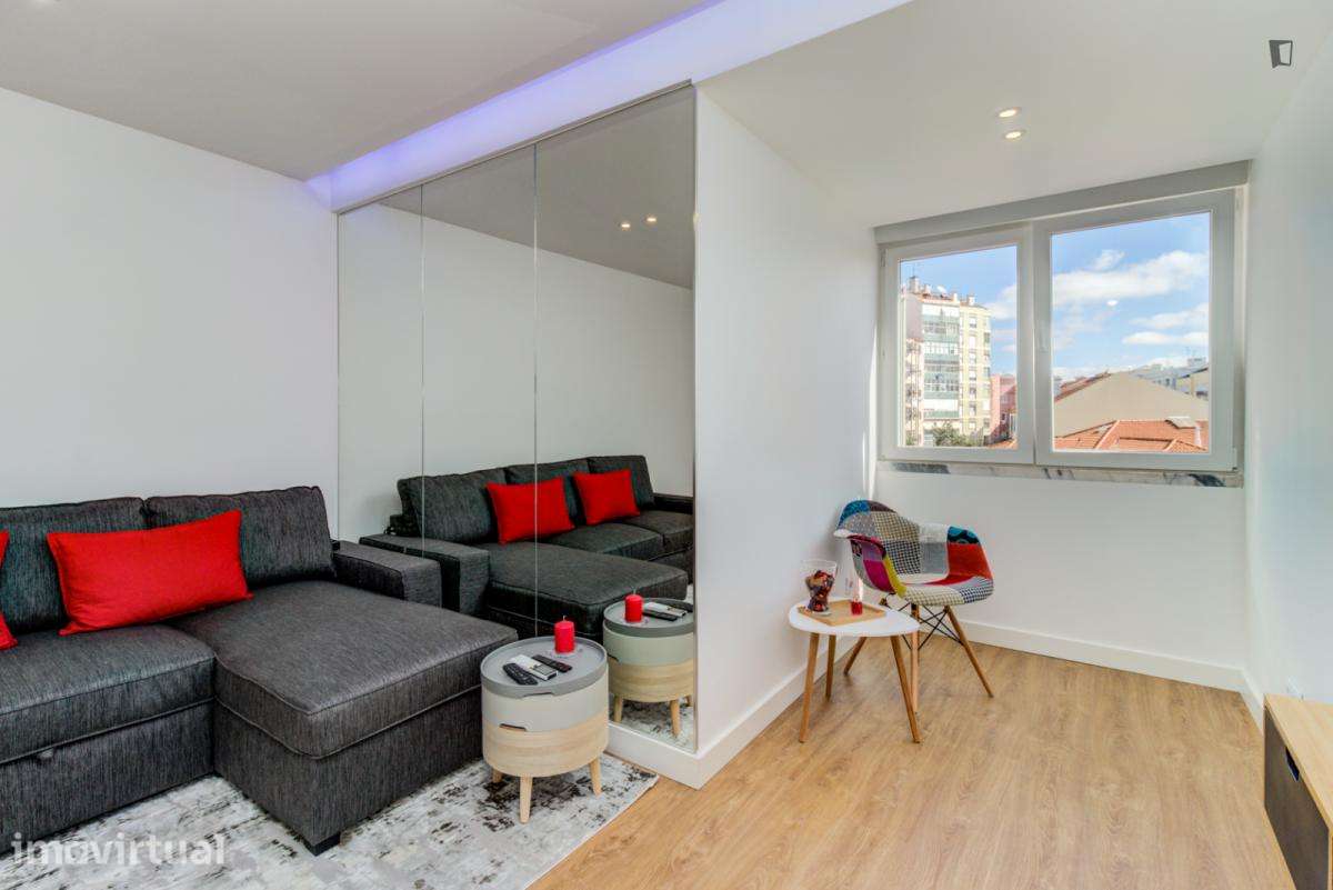 Apartamento com 1 quartos - localizado em Arroios Lisbon - Grande imagem: 2/25