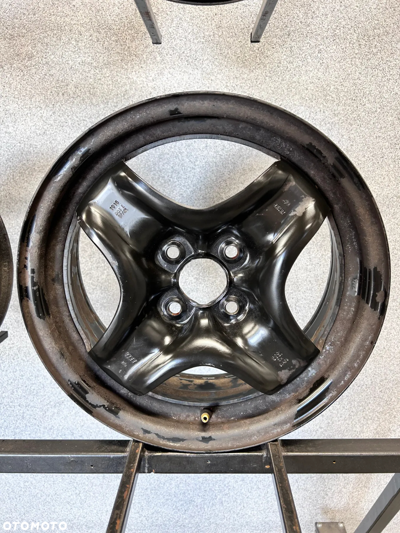4 FELGI STAL. OPEL CORSA D,E,ADAM 15'' 6J ET39  TPMS - 5
