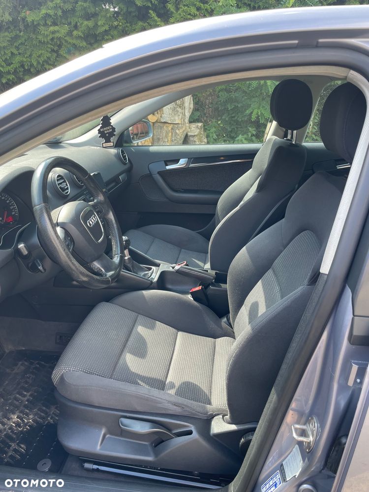 Audi A3 Sportback 2.0 TDI Ambiente - 7