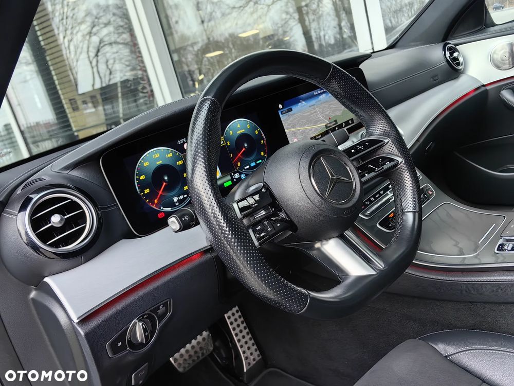 Mercedes-Benz Klasa E 450 4-Matic AMG - 25