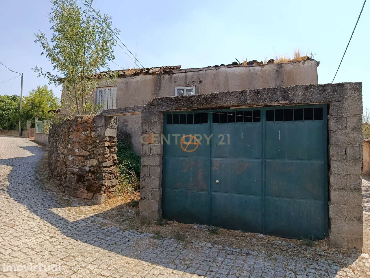 Moradia para recuperar em Paredes, Bragança - Grande imagem: 3/17