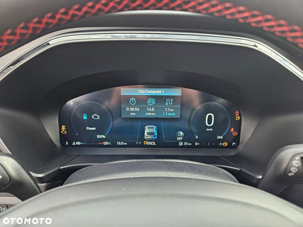 Ford Kuga 2.5 FHEV FWD ST-Line X - 23