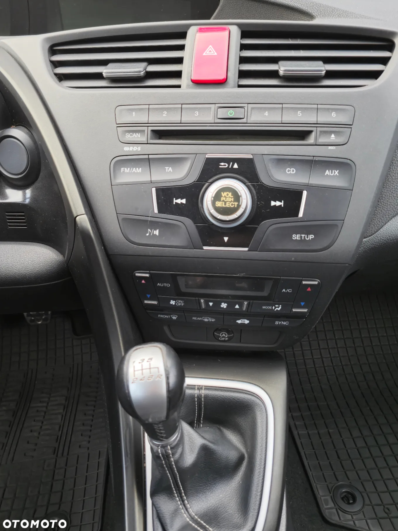 Honda Civic 1.8 Comfort - 16