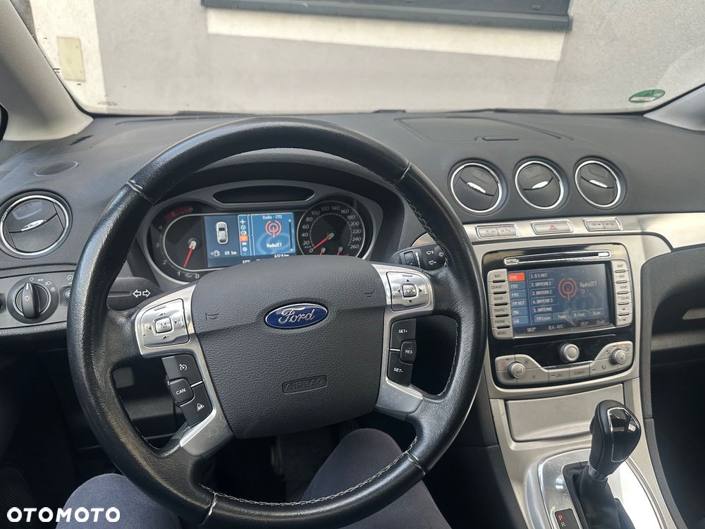 Ford S-Max - 7