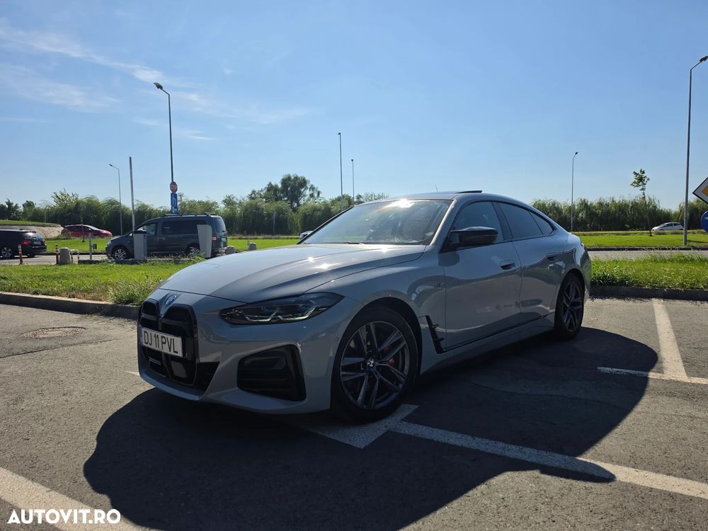 BMW M4 M440i xDrive AT MHEV - 1