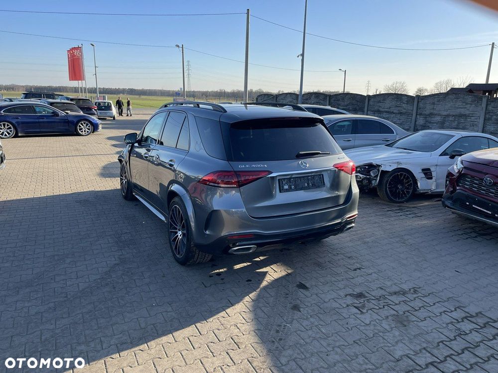 Mercedes-Benz GLE 400 d 4Matic 9G-TRONIC AMG Line - 4