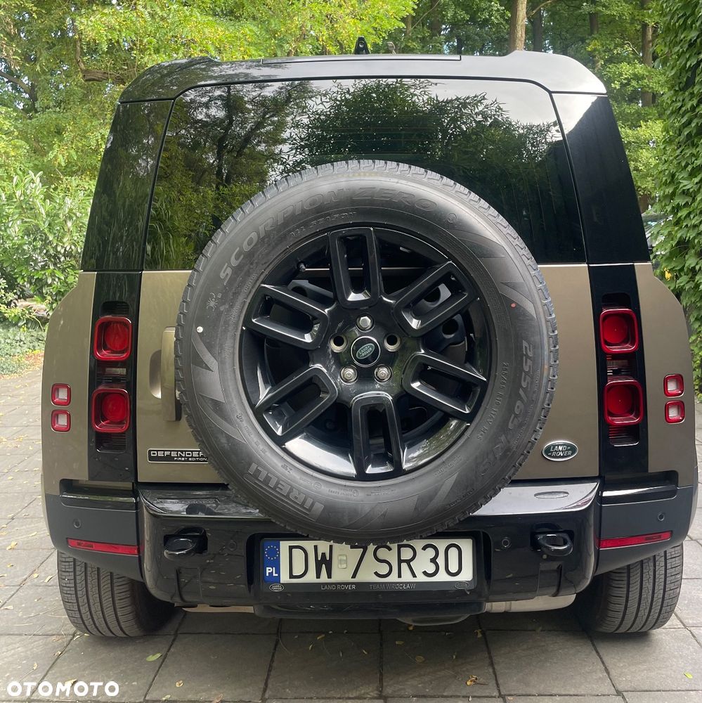 Land Rover Defender 2.0 D240 First Edition - 6