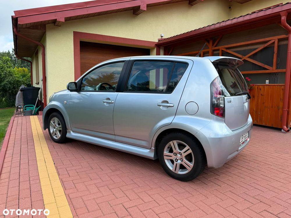 Daihatsu Sirion 1.3 - 7