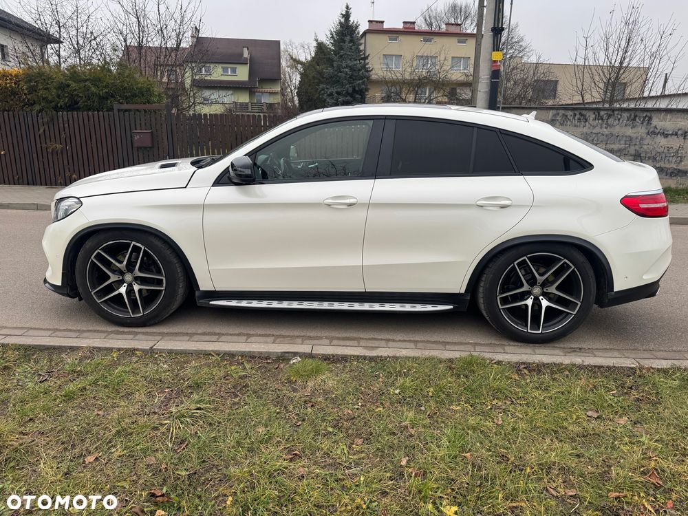 Mercedes-Benz GLE 350 d 4-Matic - 8