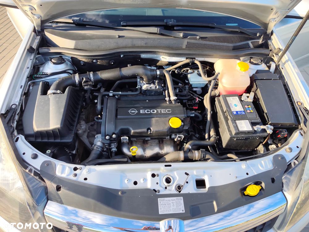 Opel Astra 1.4 GL - 19