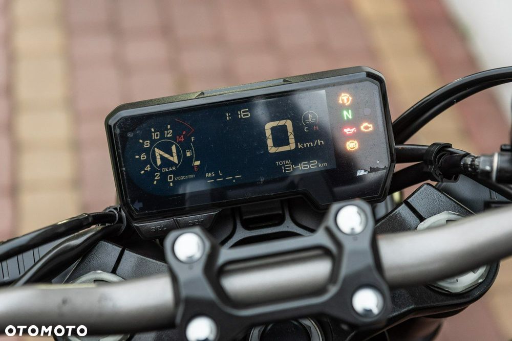 Honda CB - 9