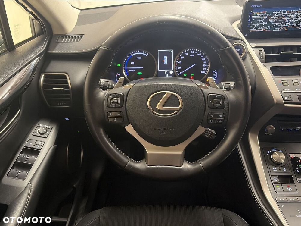 Lexus NX 300h Business Edition AWD - 13