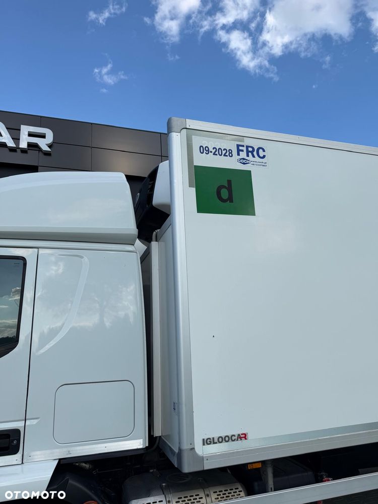 Iveco EUROCARGO 180E32 - 8