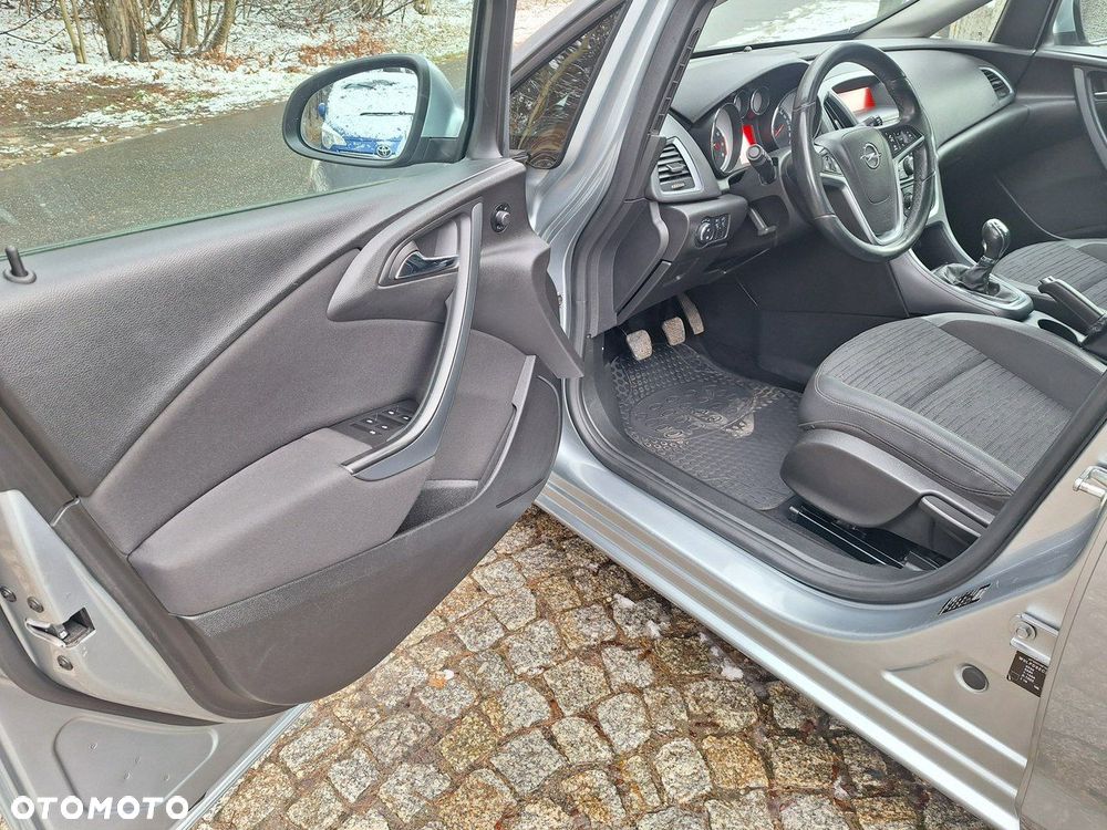 Opel Astra 1.4 Turbo Edition - 9