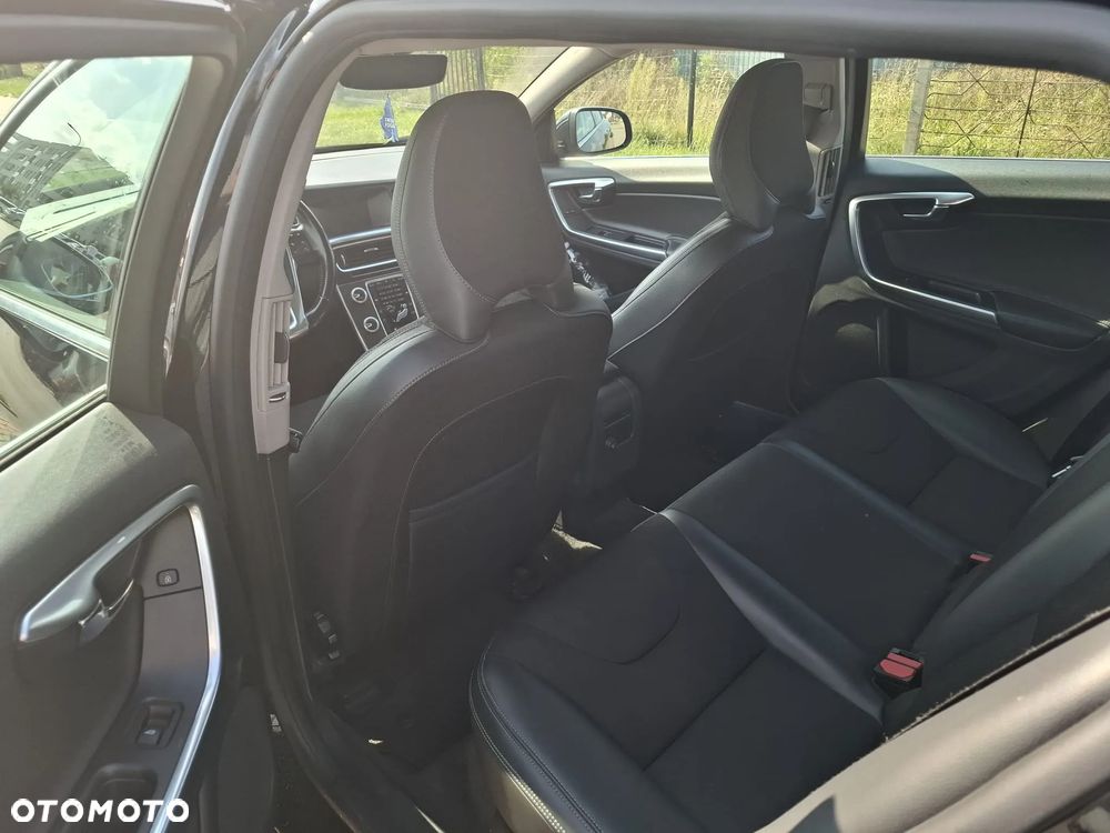 Volvo V60 D2 Base - 7