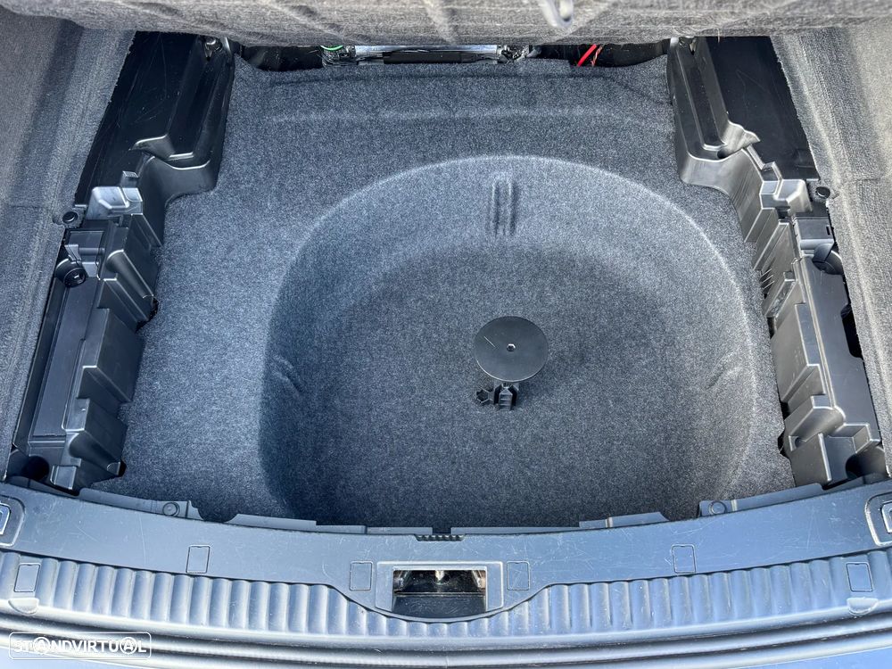 BMW 520 dA Touring Executive - 19