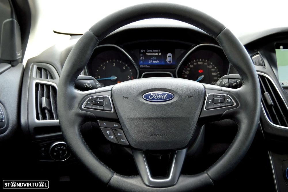 Ford Focus SW 1.5 TDCi Titanium - 17