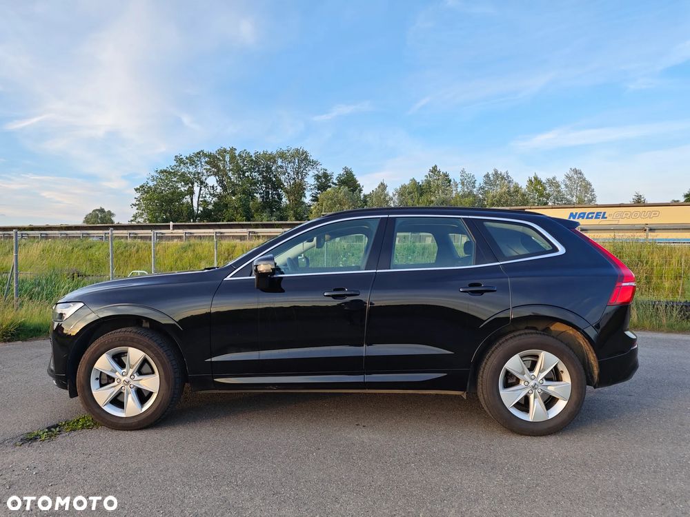 Volvo XC 60 B4 D Geartronic Momentum Pro - 2