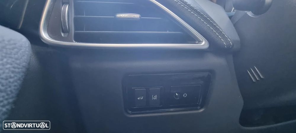 Jaguar F-Pace 2.0 i4D R-Sport AWD Aut. - 15