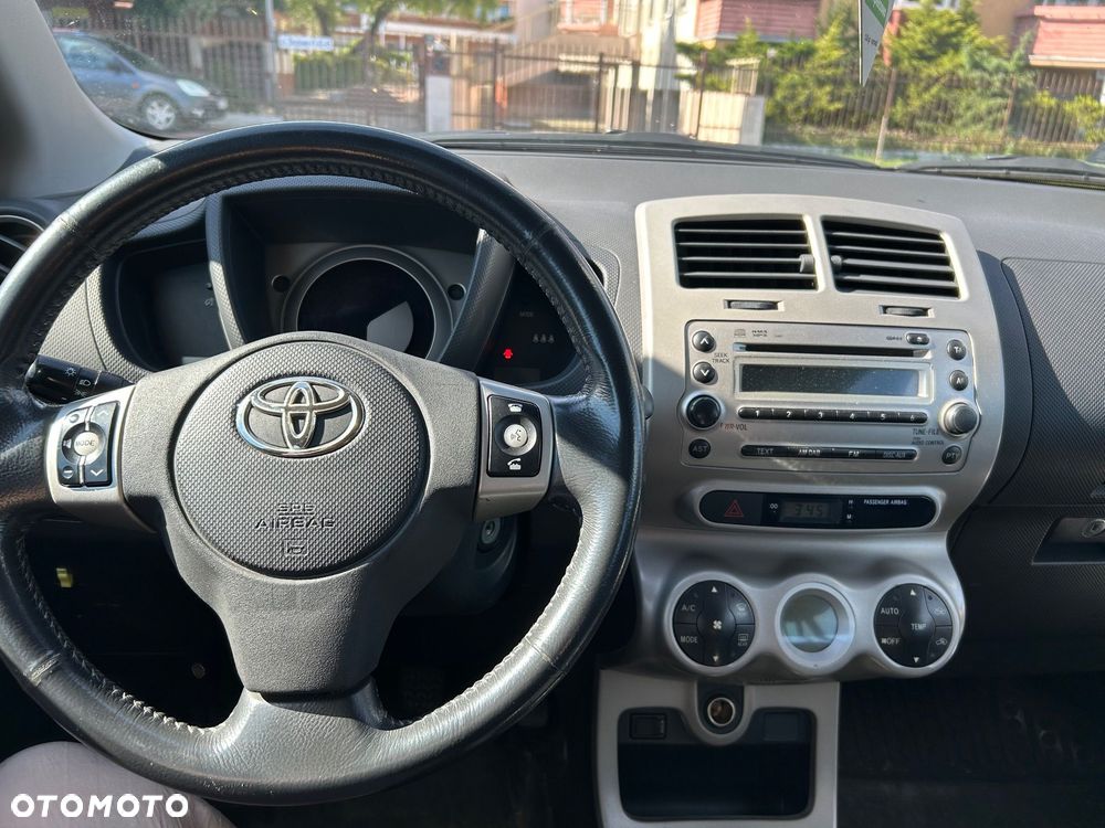 Toyota Urban Cruiser 1.4 D-4D Luna - 5