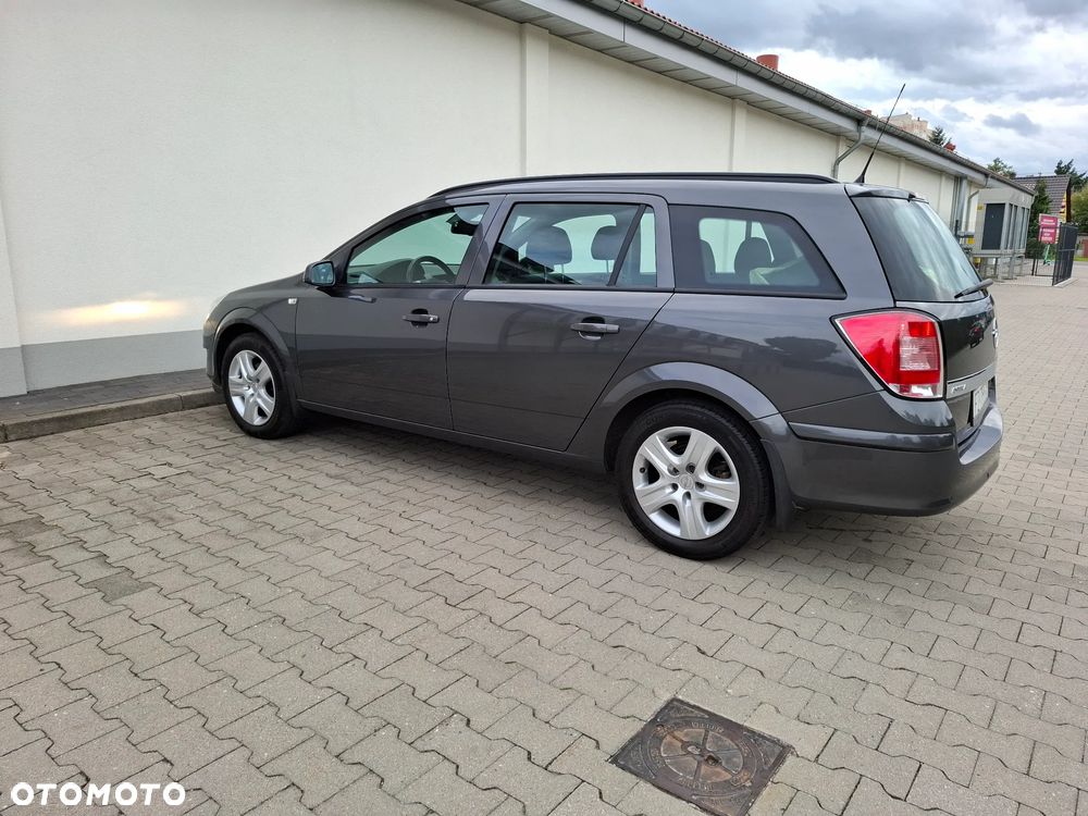 Opel Astra 1.6 Enjoy - 16