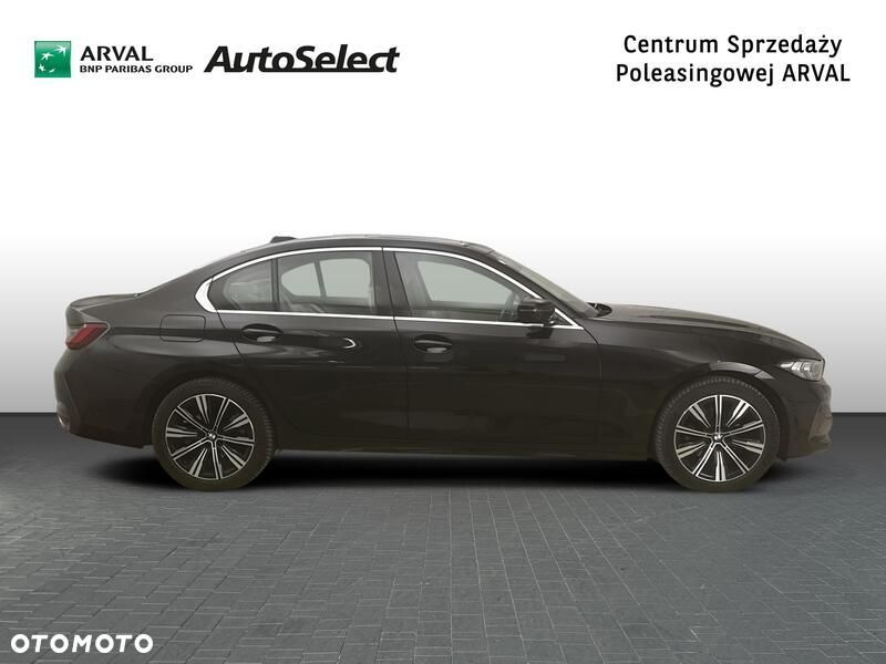 BMW Seria 3 320i - 8