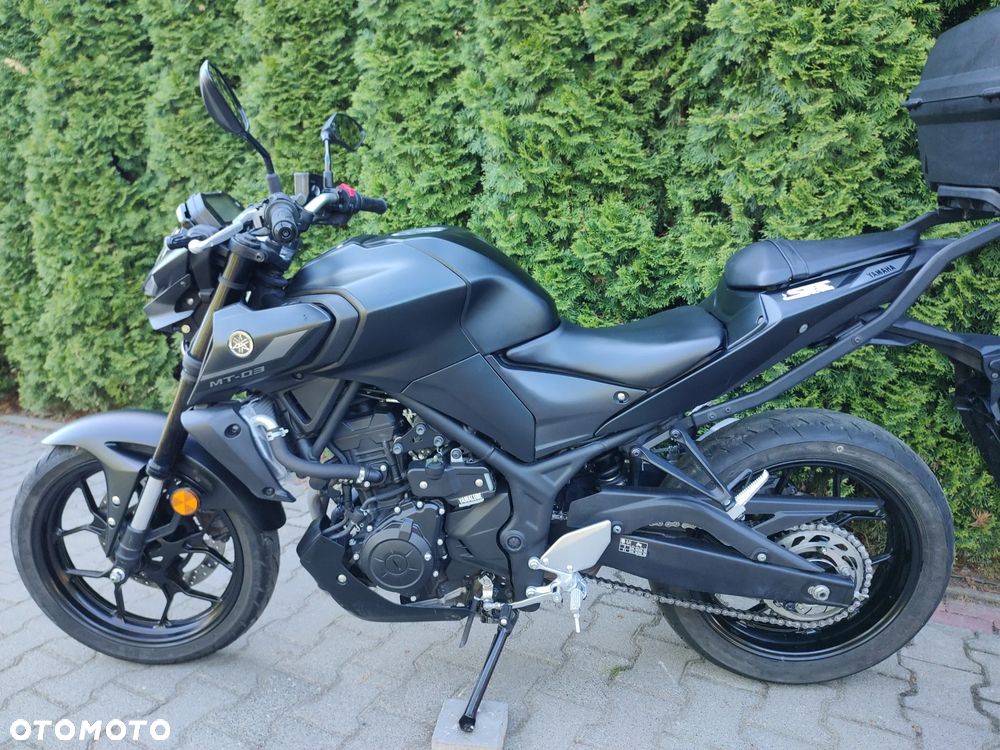 Yamaha MT - 4
