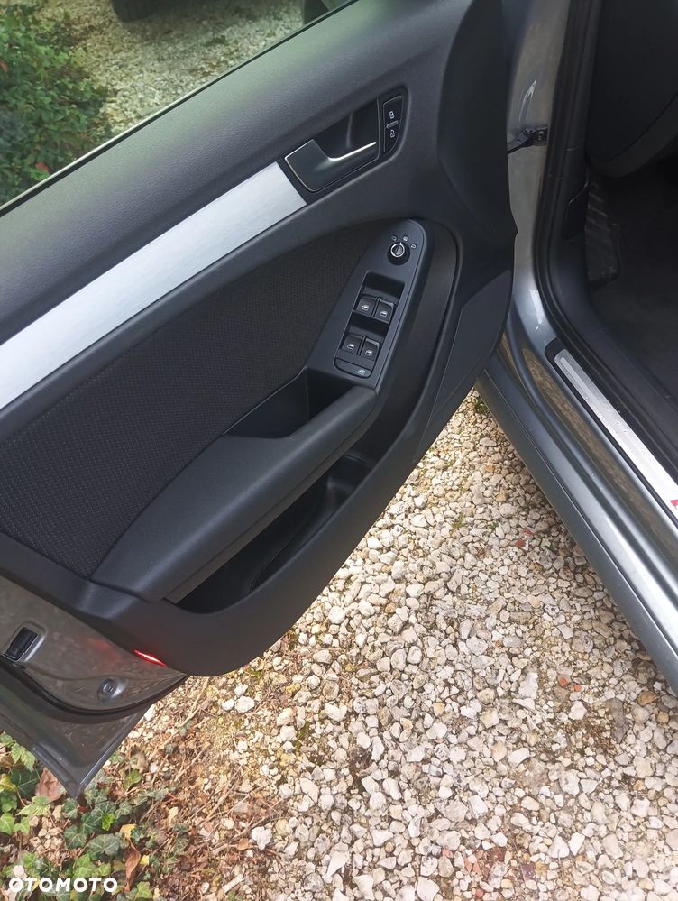 Audi A4 Avant 2.0 TFSI quattro S tronic S line Sportpaket - 10