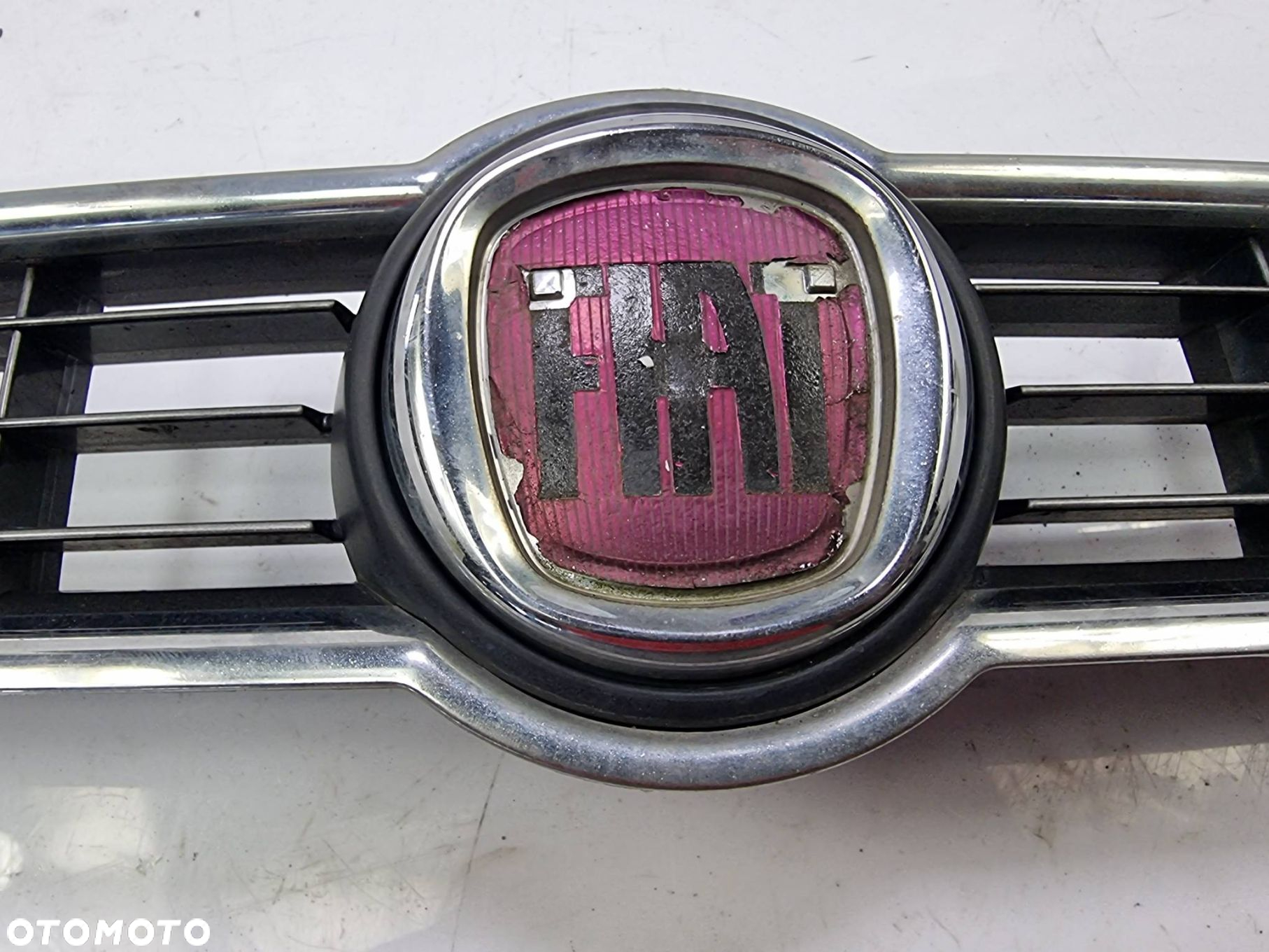 GRILL ATRAPA FIAT BRAVO - 2