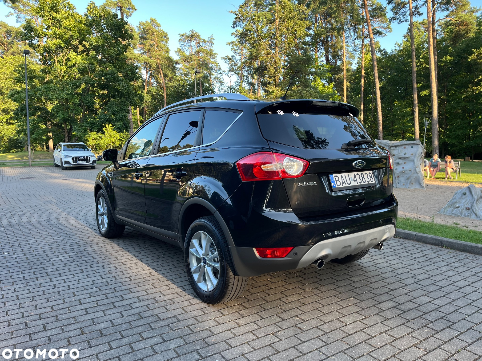 Ford Kuga 2.0 TDCi 4WD Titanium - 4