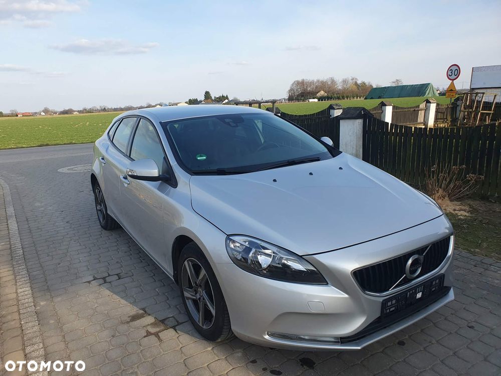 Volvo V40 D2 - 1