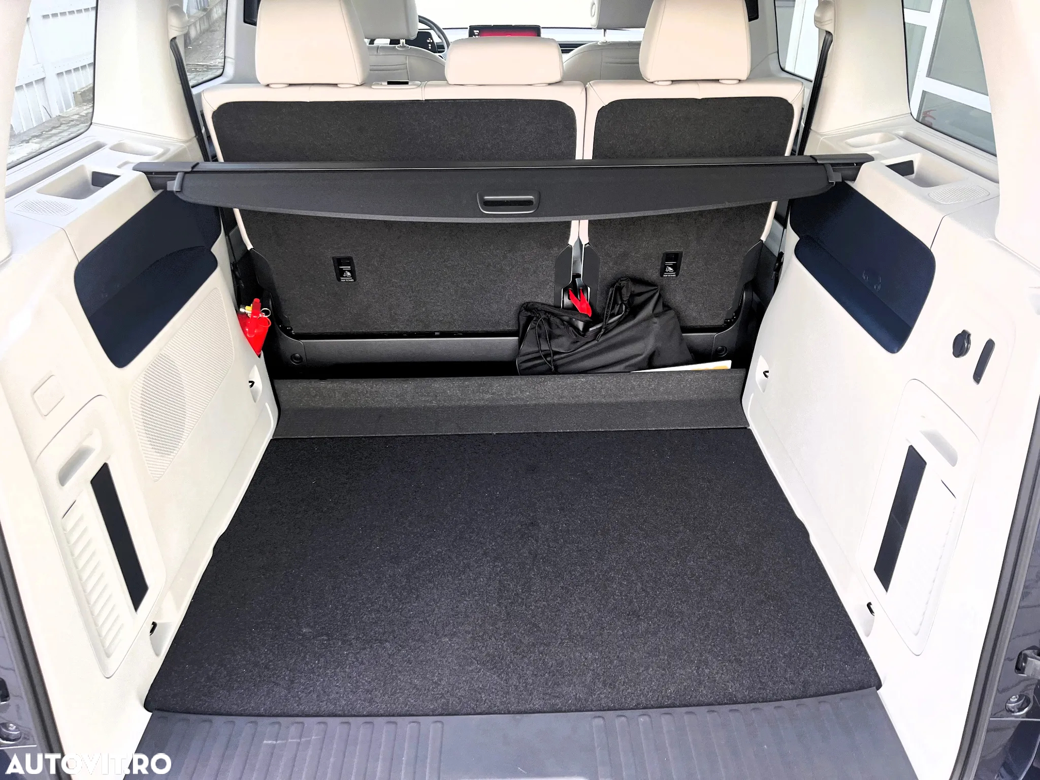 Volkswagen ID. Buzz Pro - 12