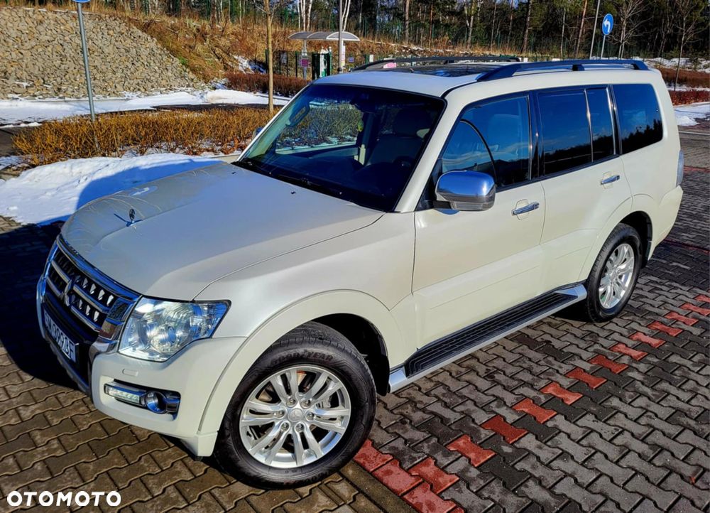 Mitsubishi Pajero - 3