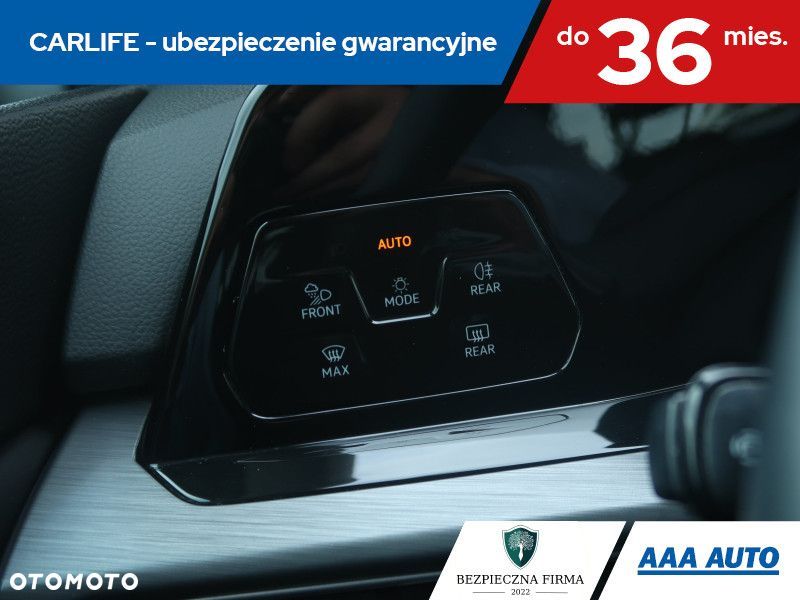 Volkswagen Golf - 18