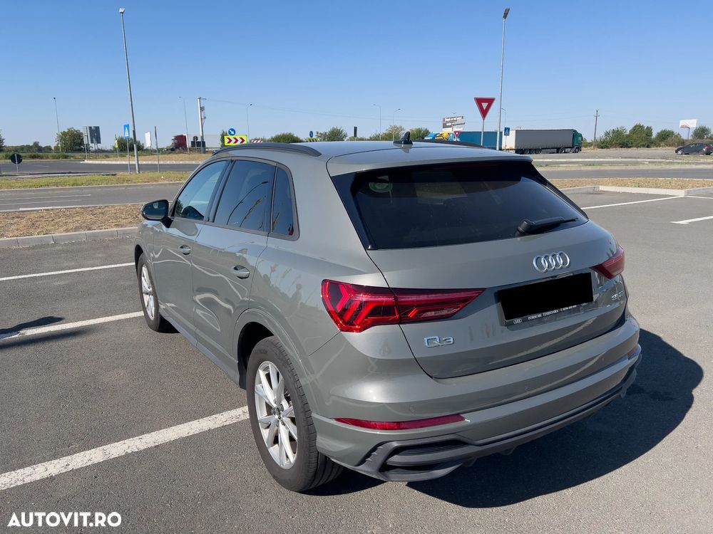 Audi Q3 2.0 35 TDI S tronic S Line - 1