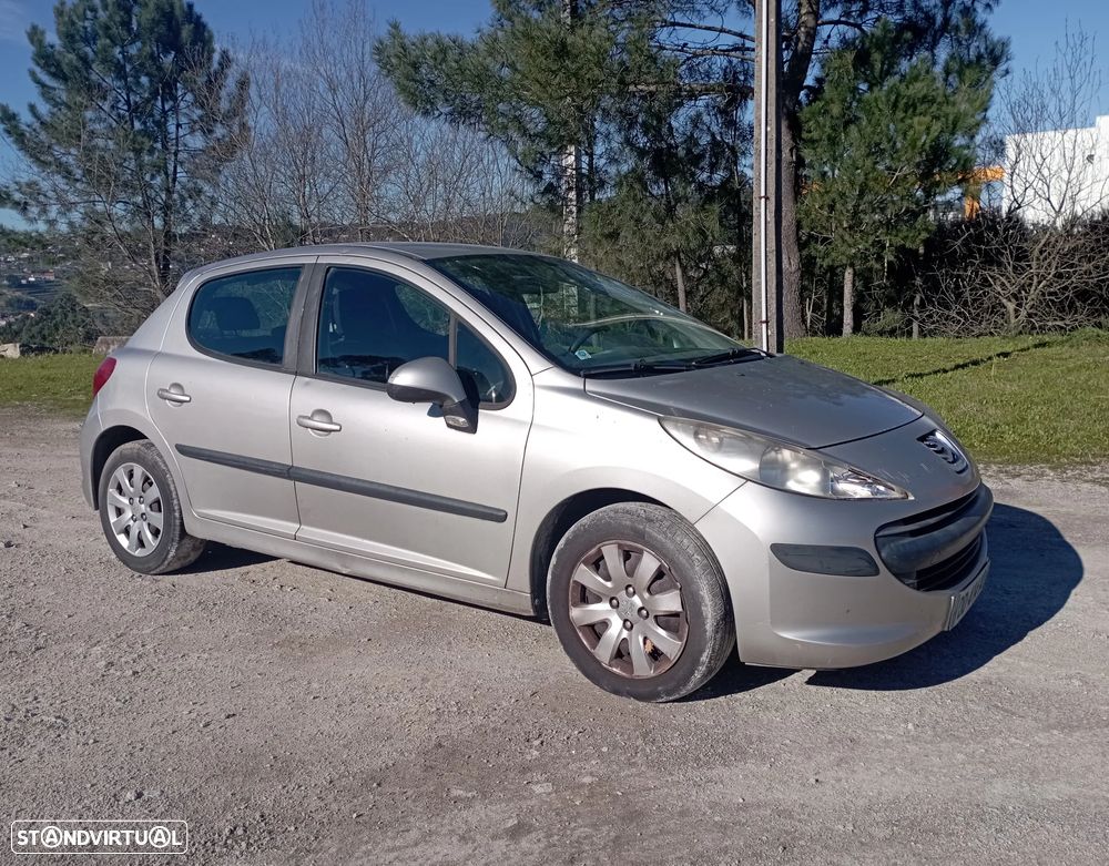 Peugeot 207 1.4 Hdi 2007 para peças - 1