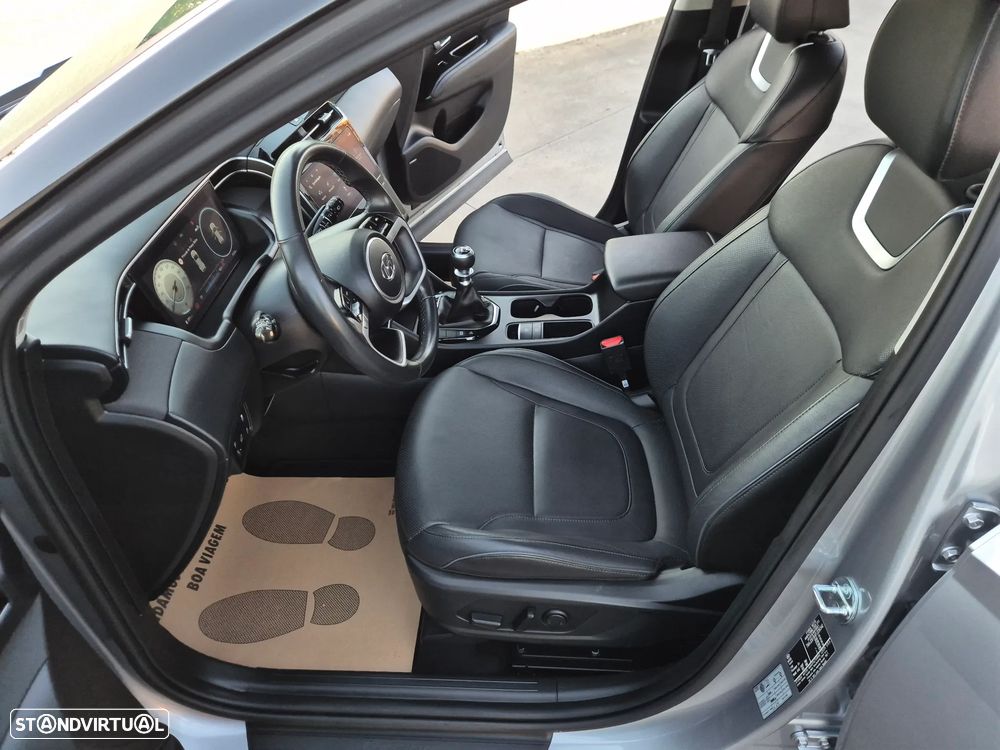 Hyundai Tucson 1.6 T-GDI 48V Vanguard - 24