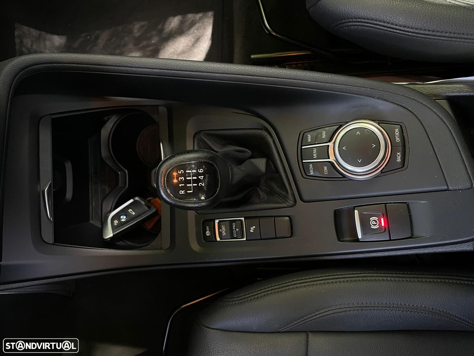 BMW X1 18 i sDrive Line Sport - 18