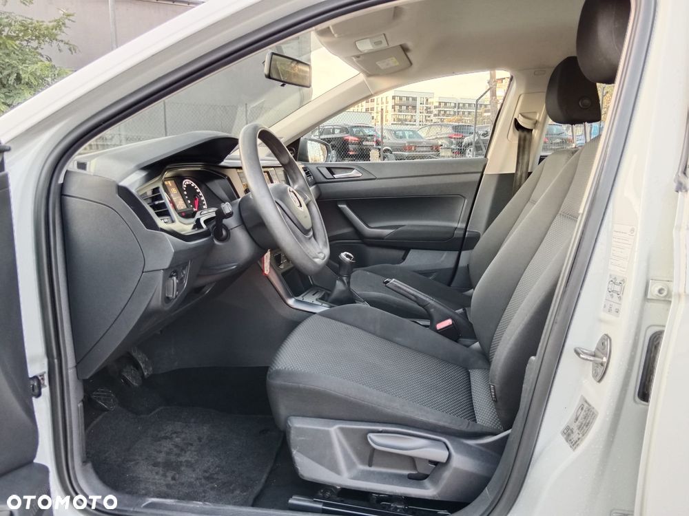 Volkswagen Polo 1.0 Comfortline - 19